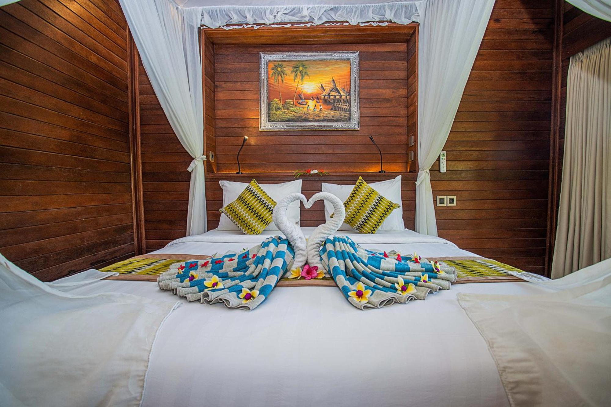 Hotel The Parnas Nusa Lembongan Exterior foto